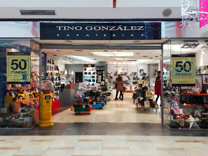 Tino González